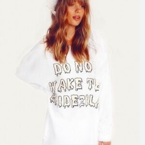 Wildfox Don't Wake Bridezilla Sleep Shirt XS